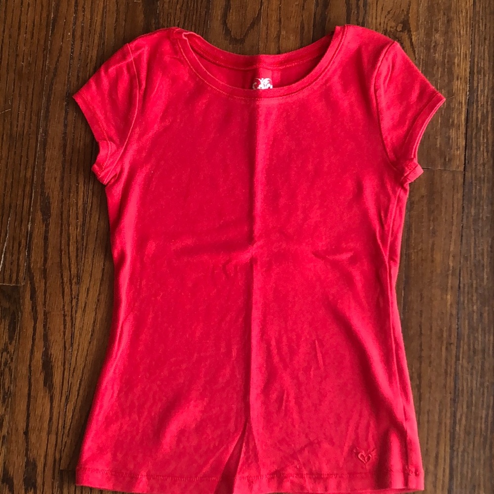 Justice red t-shirt